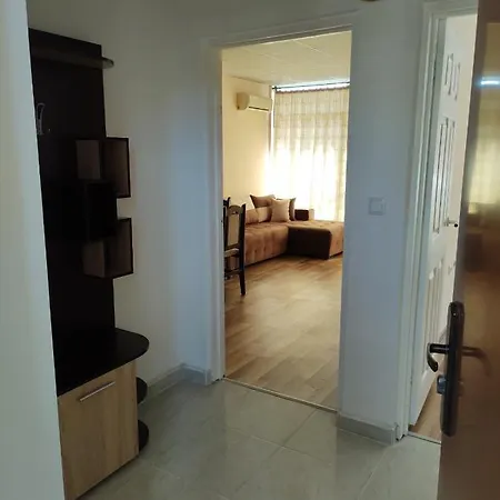 Dunav-lazur Apt.5 Appartamento